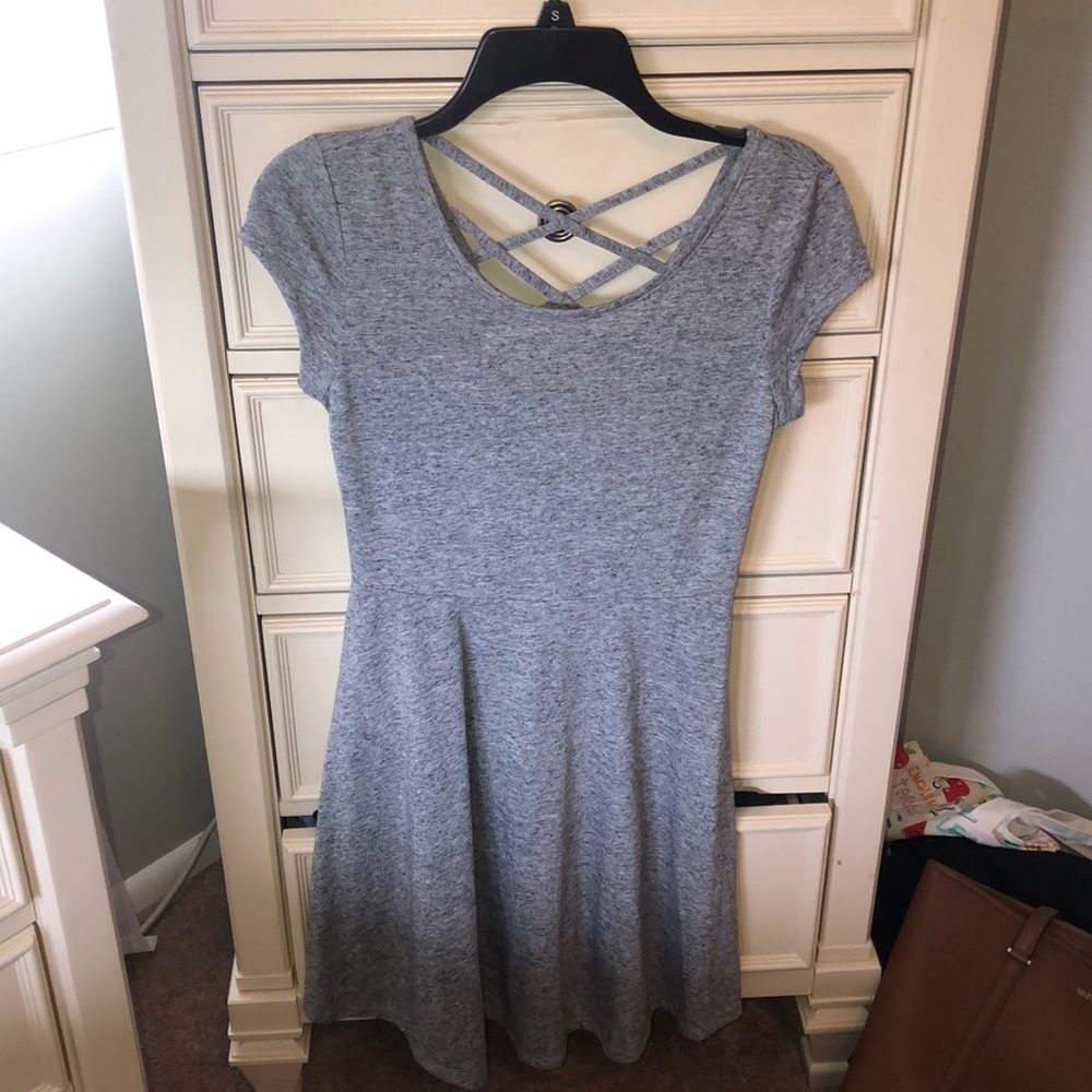 grey dress